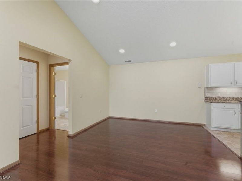 1210 Pebble Chase Circle NE, Massillon, OH 44646 Photo 9