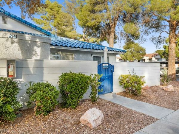 2141 Twickenham Place , Unit D, Las Vegas, NV 89108