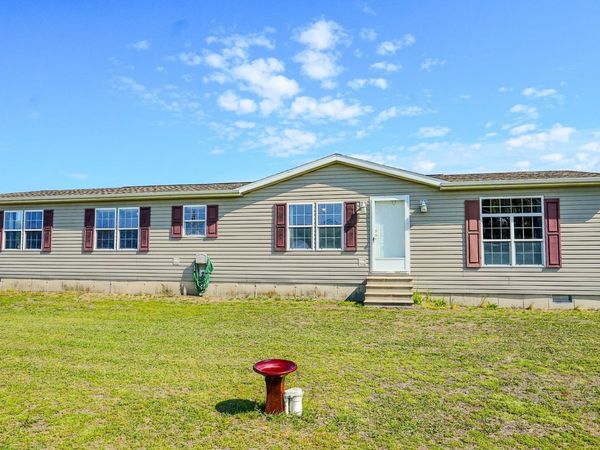 2090 W 800 S, North Judson, IN 46366
