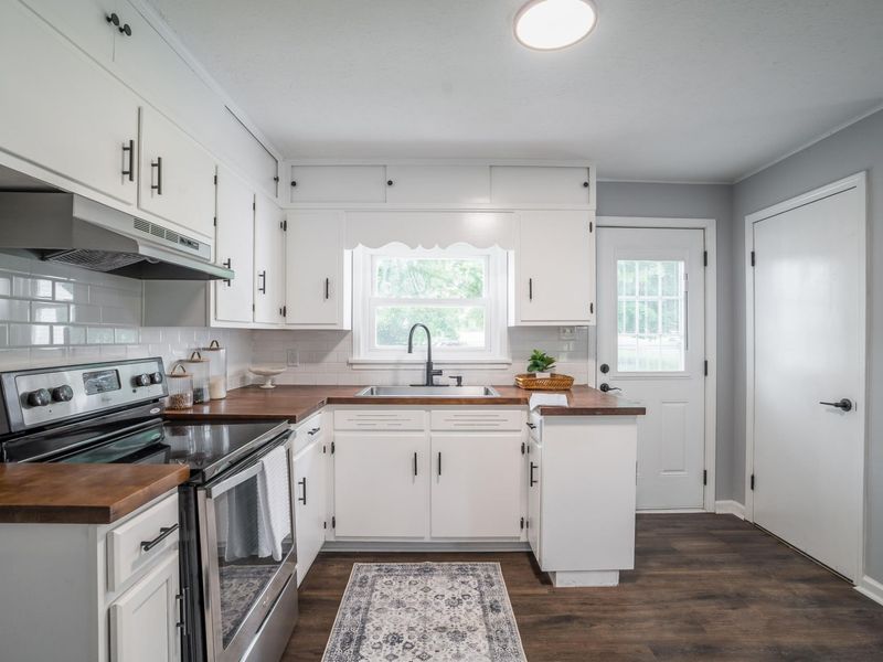 1525 E Peterson Road, Piqua, OH 45356 Photo 13