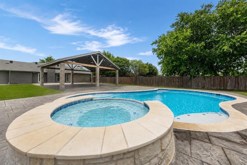 302 Anita Lane, Waxahachie, TX 75165 Main Photo