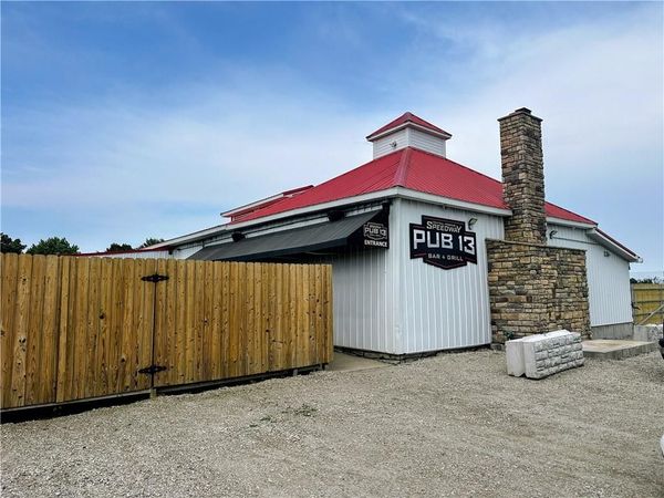 5 NE V Highway, Warrensburg, MO 64093