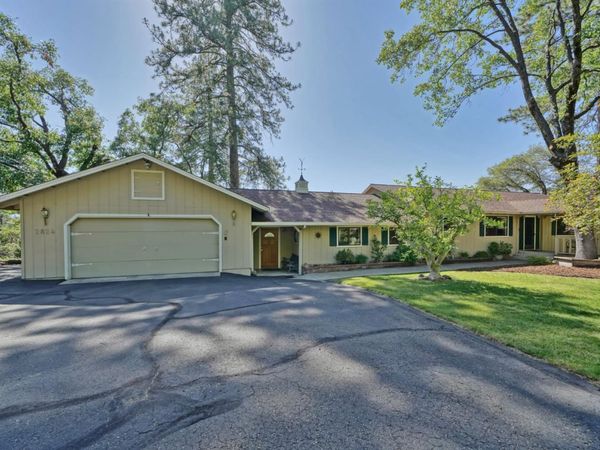 2824 Mace Rd, Camino, CA 95709