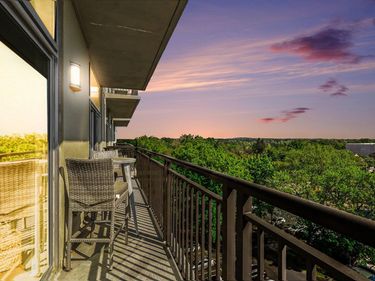 140 W Franklin Street, Unit 611, Chapel Hill, NC 27516