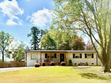 1009 Helms, Raleigh, NC 27610