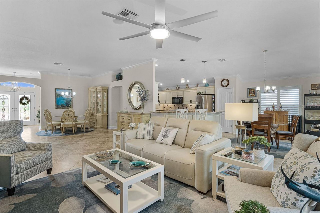 923 Moses Loop , The Villages, FL 32162 Photo