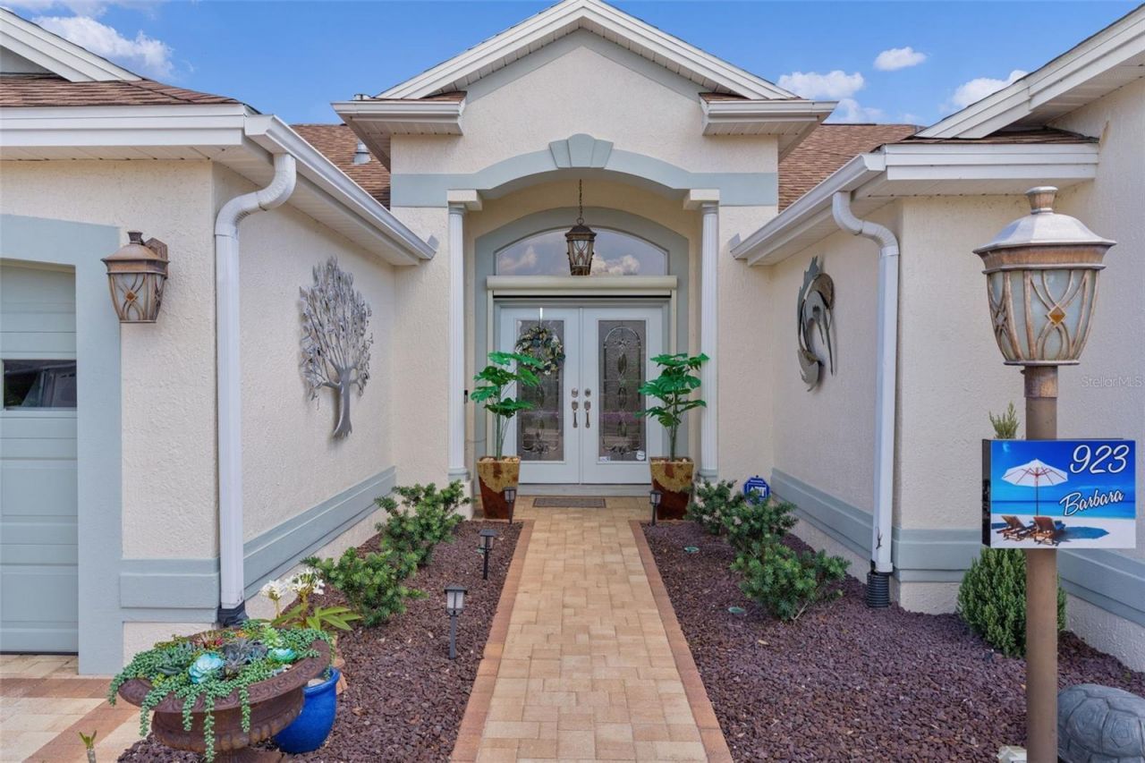 923 Moses Loop , The Villages, FL 32162 Photo