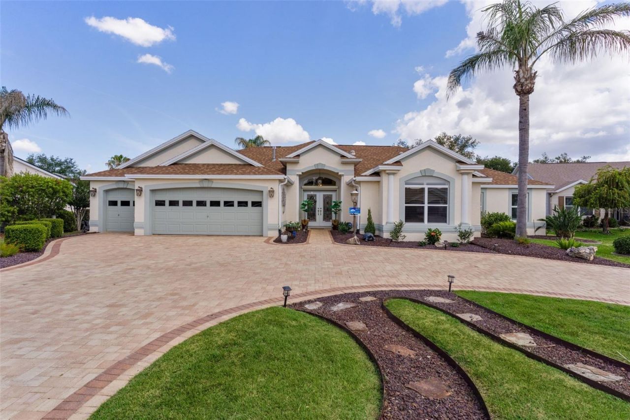 923 Moses Loop , The Villages, FL 32162 Photo