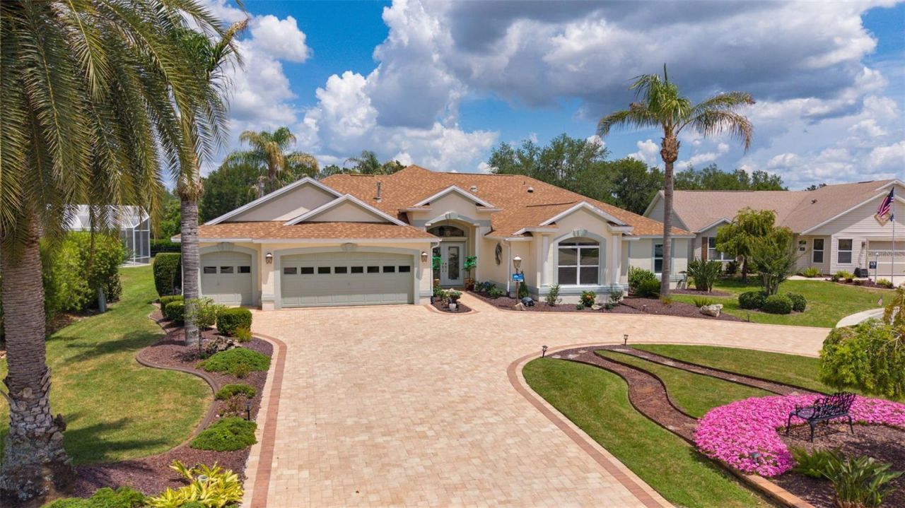 923 Moses Loop , The Villages, FL 32162 Photo
