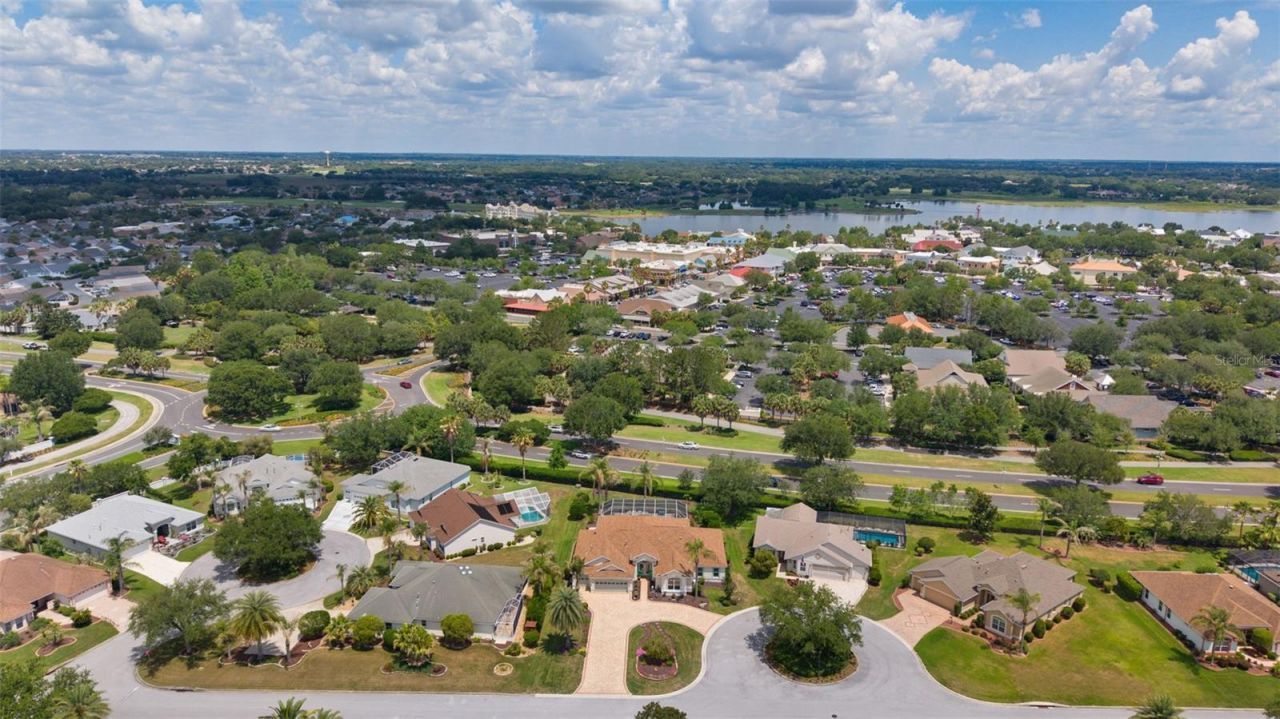923 Moses Loop , The Villages, FL 32162 Photo
