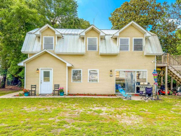 2366 Oak Street , Lanark Village, FL 32322