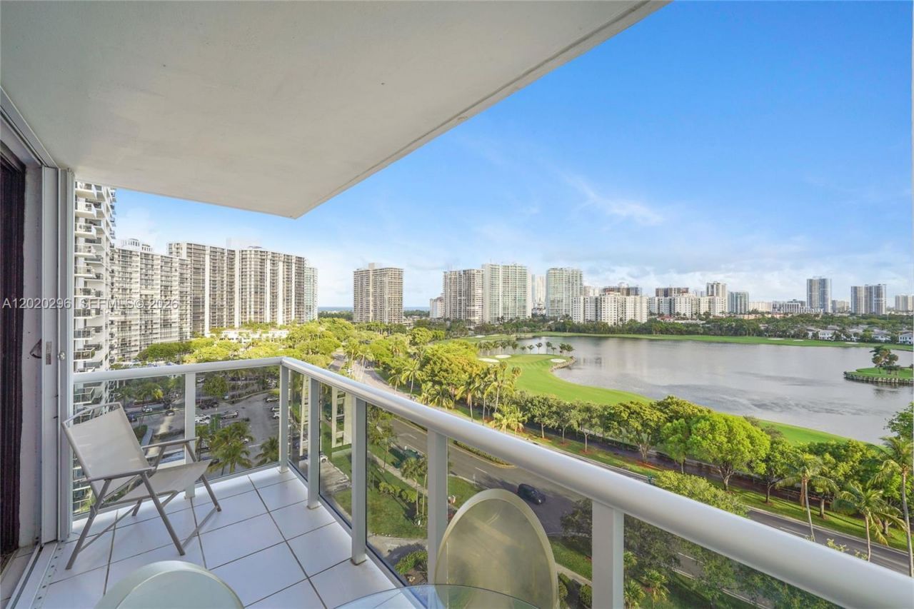 3625 N Country Club Dr , Unit 1203, Aventura, FL 33180 Photo