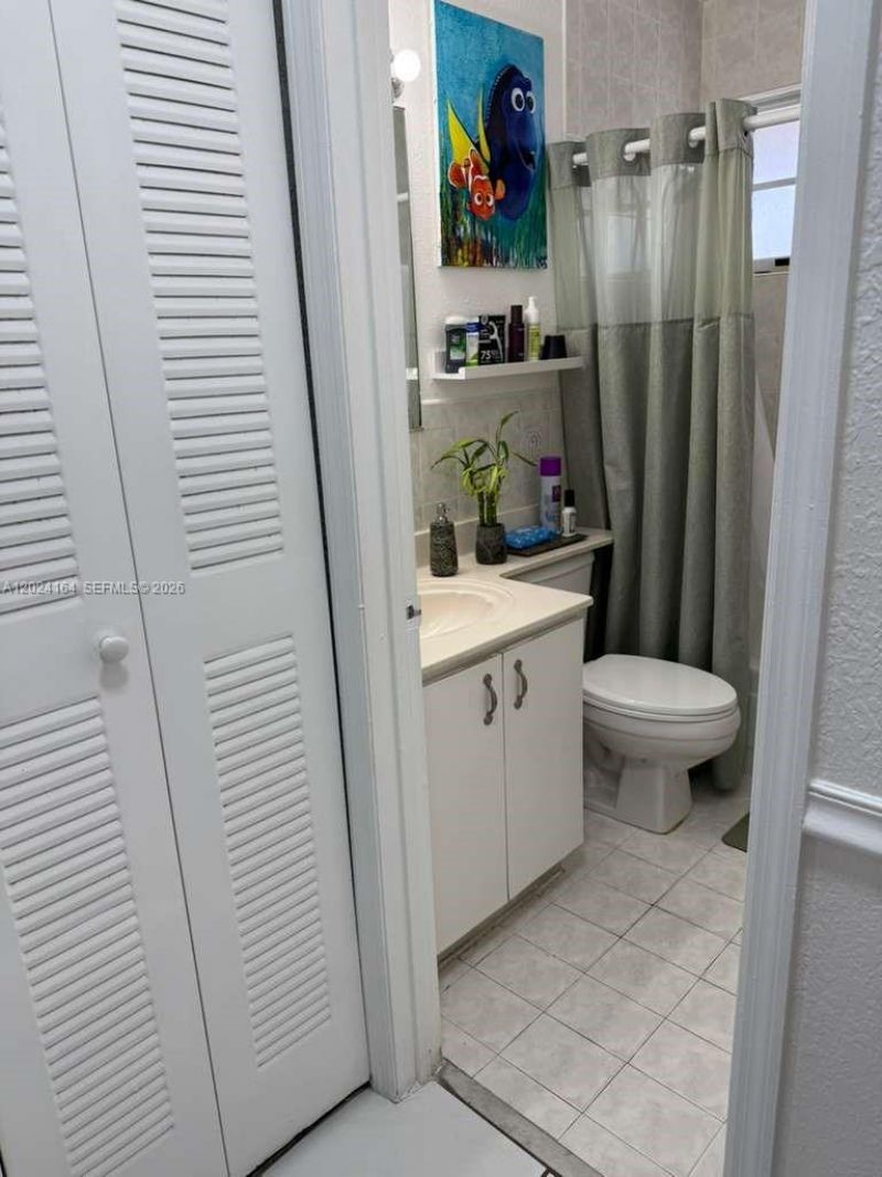 3514 W 76th St , Unit 203, Hialeah, FL 33018 Photo