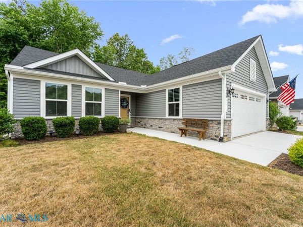 6888 Motley Landing Drive , Gloucester, VA 23061