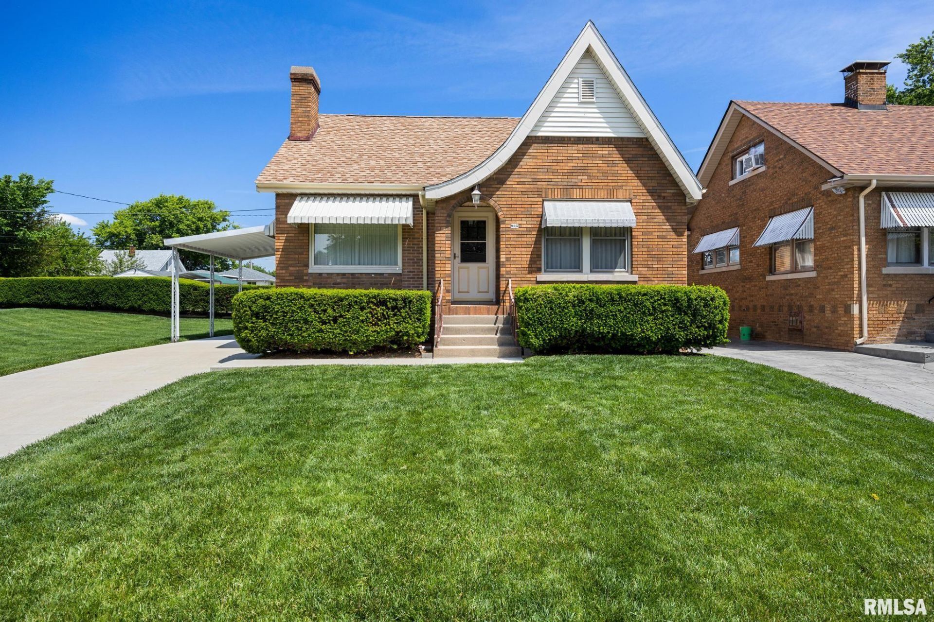 905 E Corrington Avenue, Peoria, IL 61603 Main Photo