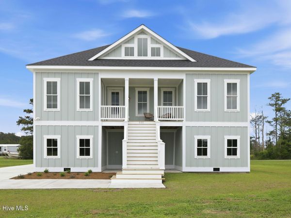 111 Jade Street , Beaufort, NC 28516