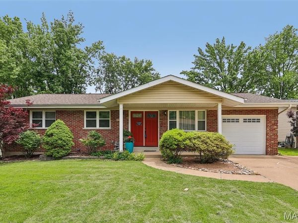 3520 Glen Bay Drive, St Louis, MO 63125