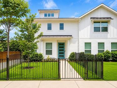228 Sunset Lane, Fort Worth, TX 76114