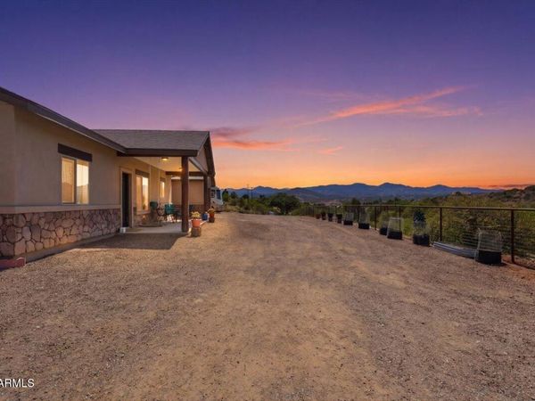 14301 E AVALON Drive, Dewey, AZ 86327