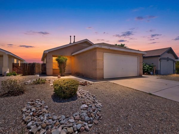 1922 Shadetree Drive SW, Albuquerque, NM 87121