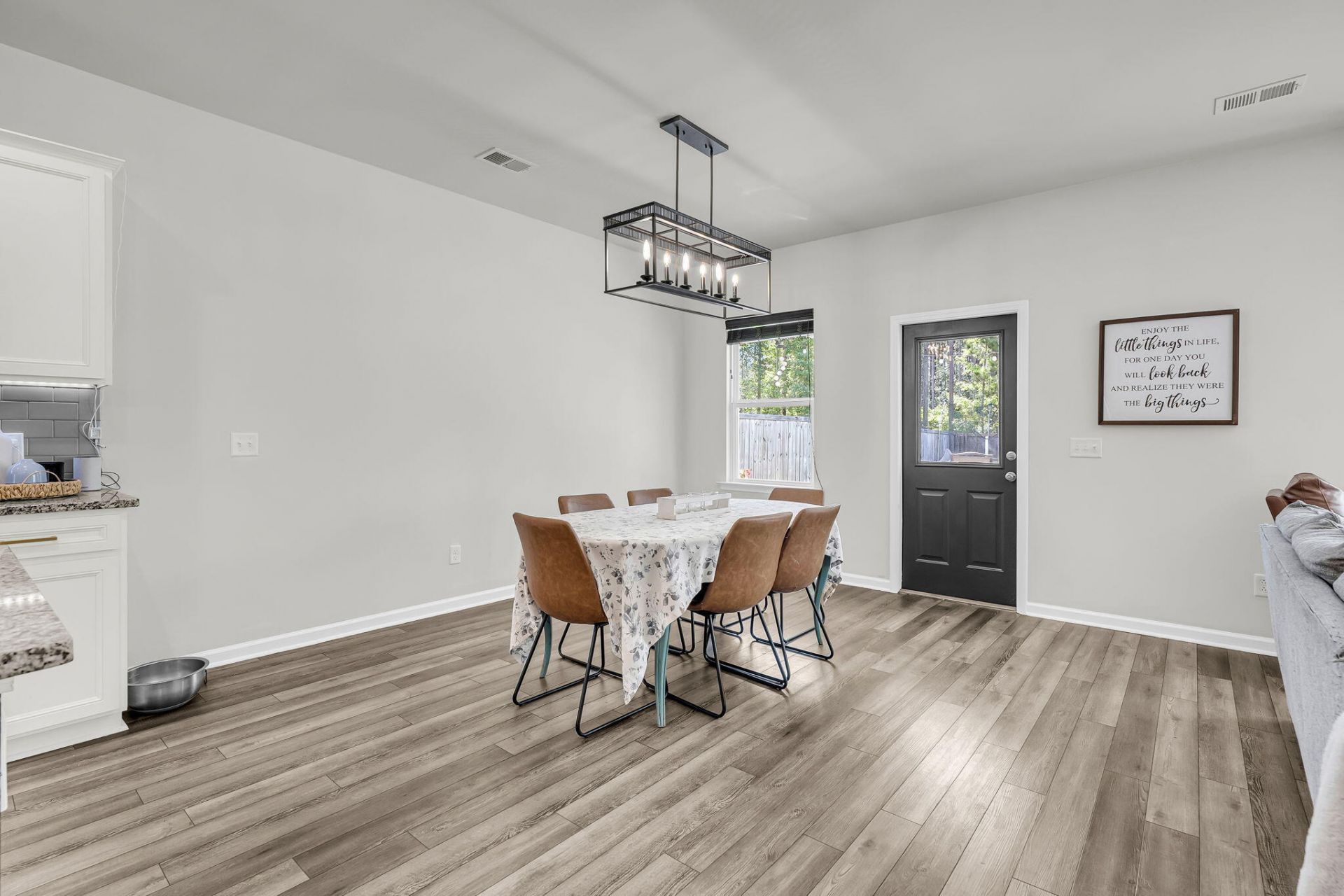 230 Hayworth Road Photo 18