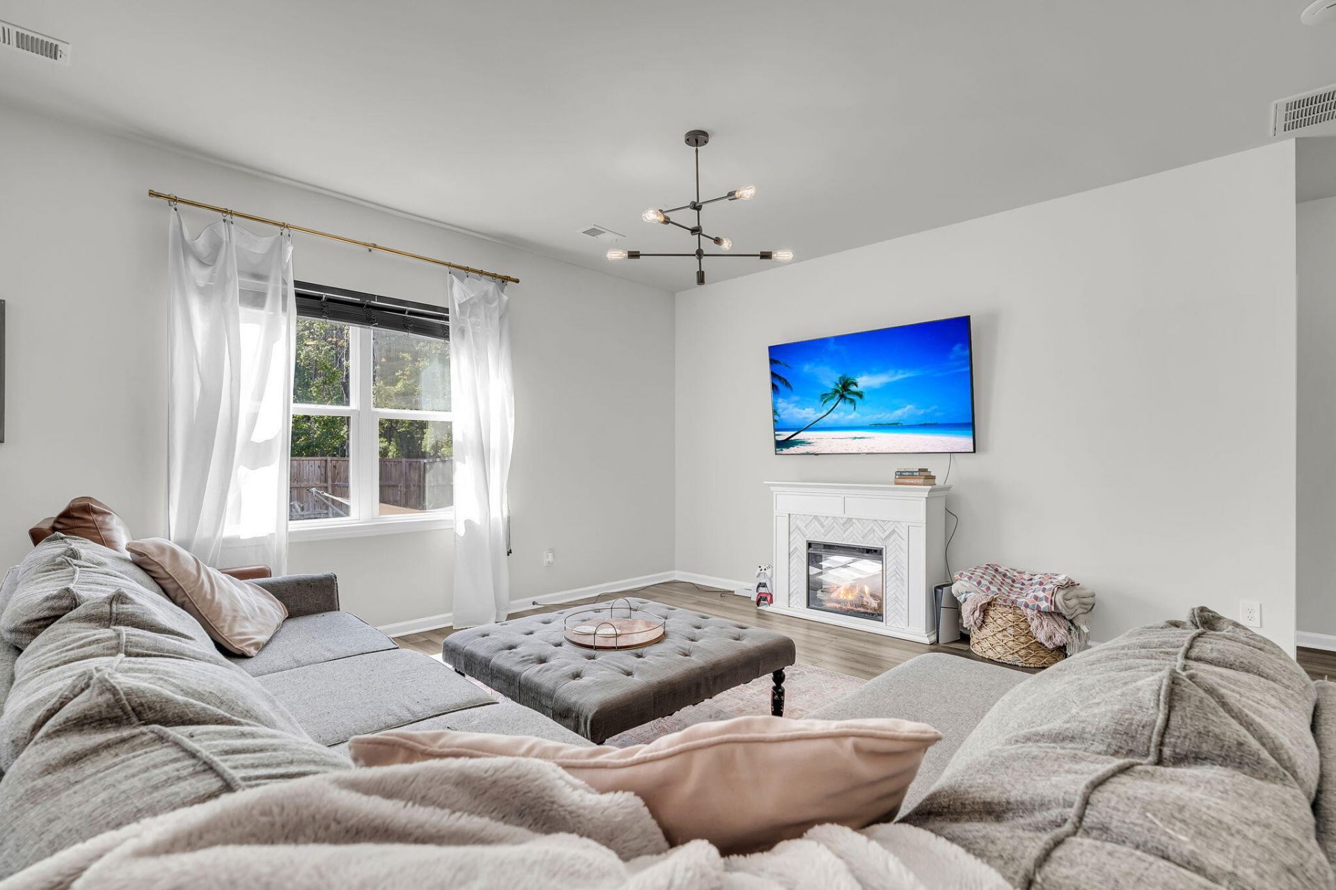 230 Hayworth Road Photo 22