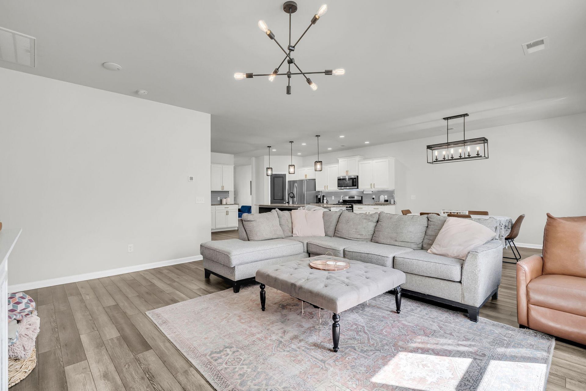 230 Hayworth Road Photo 23