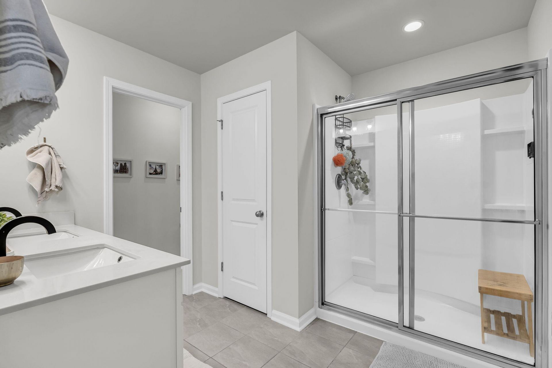 230 Hayworth Road Photo 43