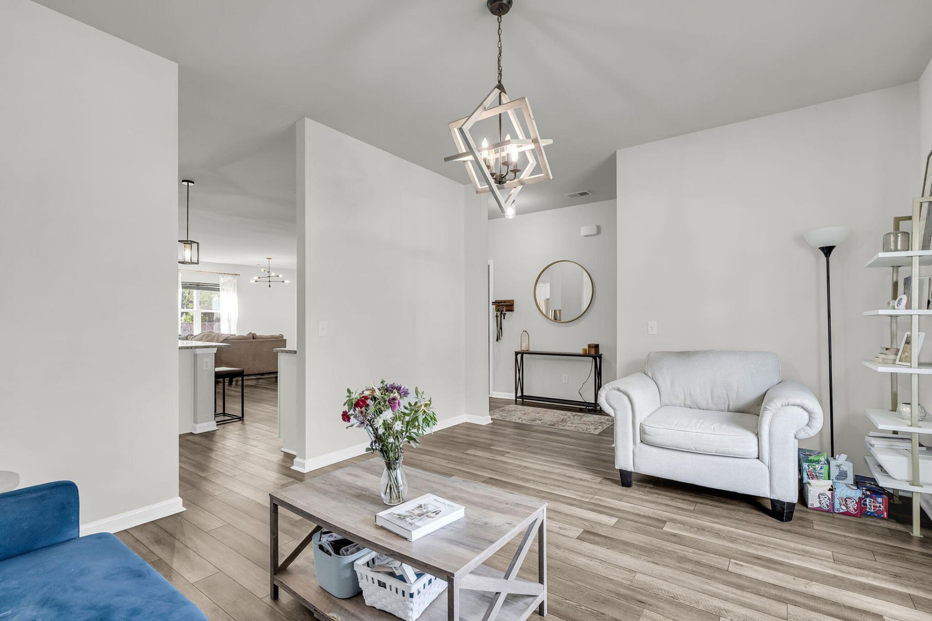 230 Hayworth Road Photo 8