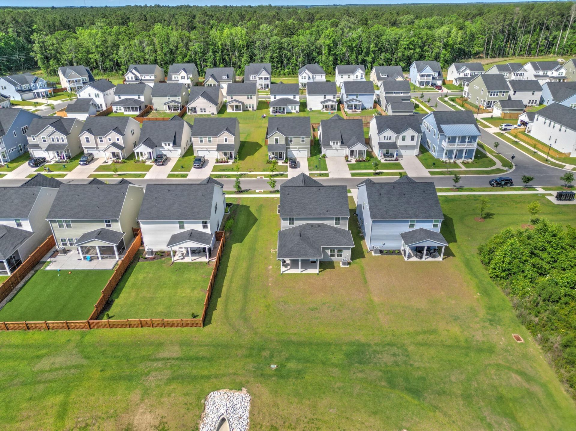 137 Post Mill Drive Photo 51