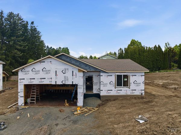 2812 Cyprus Court, Moscow, ID 83843