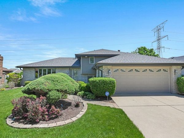 16149 Eagle Ridge Drive , Tinley Park, IL 60477