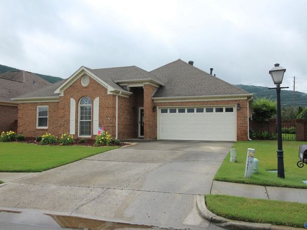 15067 Ashmont Blvd, Huntsville, AL 35803