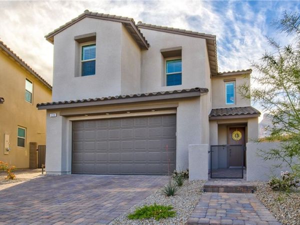 2239 Thunderbird Street , Las Vegas, NV 89138