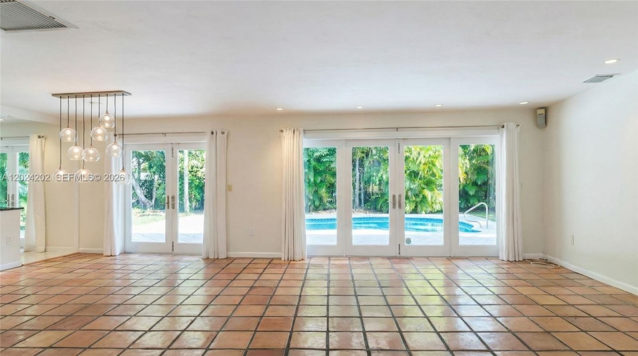 115 S Prospect Dr , Coral Gables, FL 33133 Photo