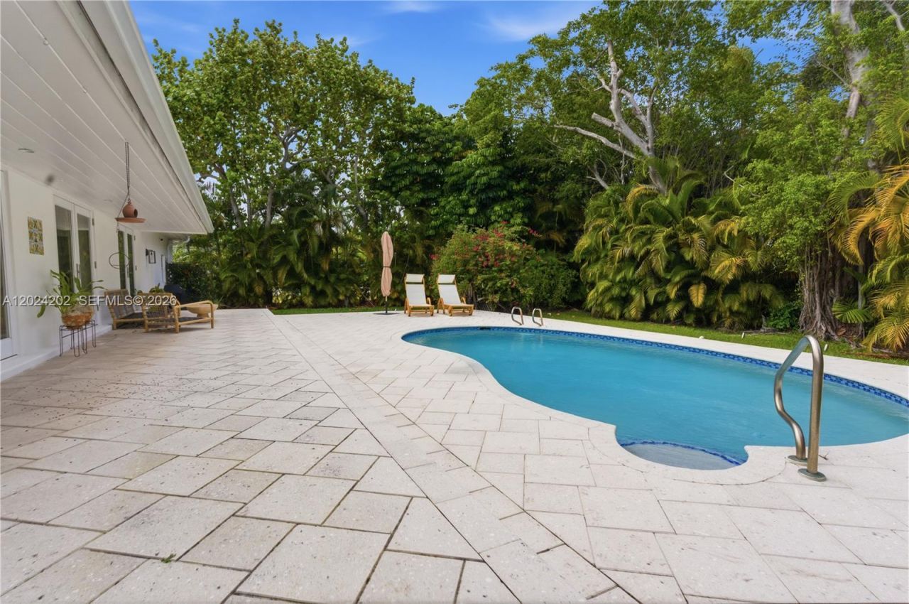 115 S Prospect Dr , Coral Gables, FL 33133 Photo