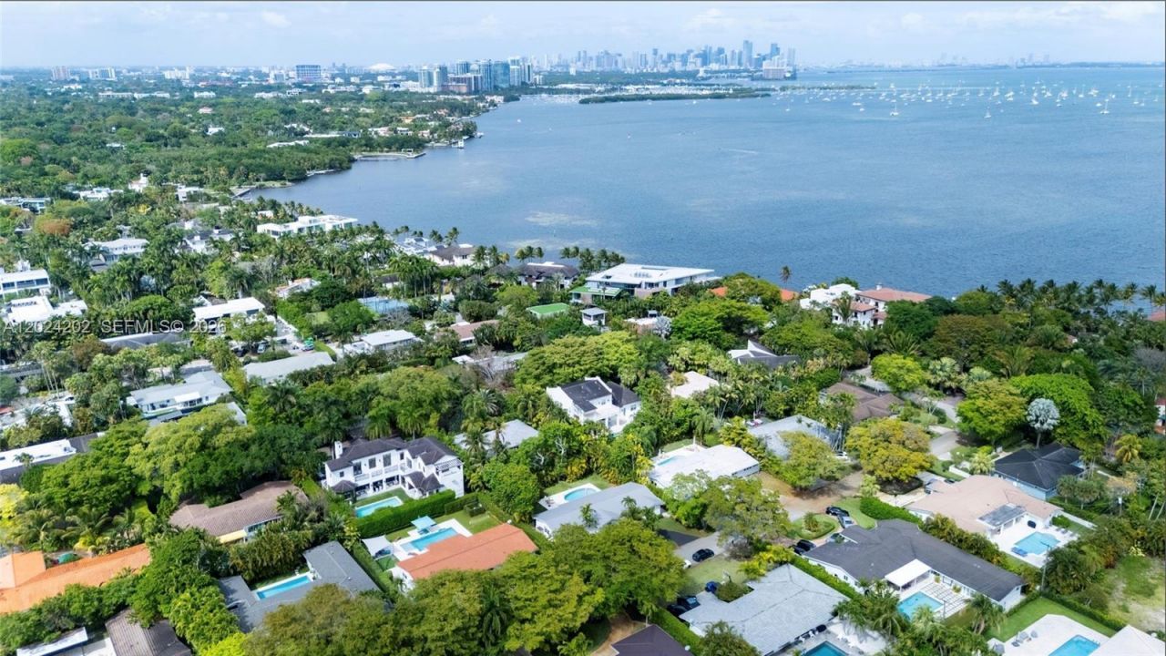 115 S Prospect Dr , Coral Gables, FL 33133 Photo