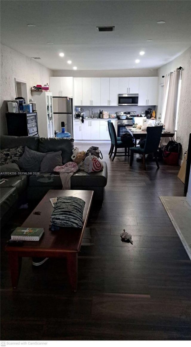 2420 NW 34th Street , Miami, FL 33142 Photo