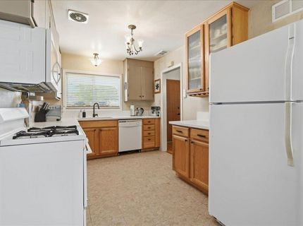 1437 W Elm St, Lodi, CA 95242 Photo