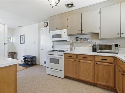 1437 W Elm St, Lodi, CA 95242 Photo