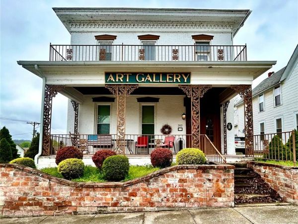 202 N 3rd Street , Louisiana, MO 63353