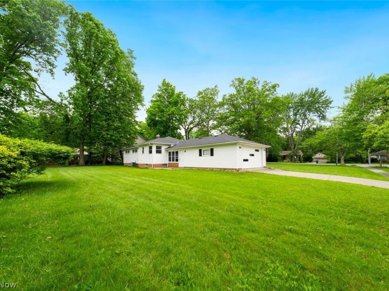 4223 Canterbury Road, North Olmsted, OH 44070 Photo 39