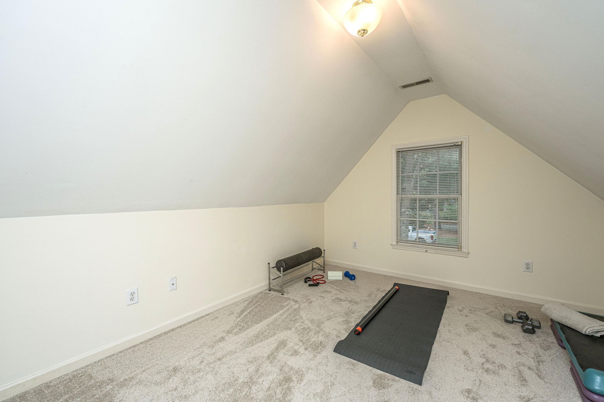 424 Springfield Road Photo 16