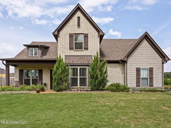 1865 Bakers Trail, Nesbit, MS 38651