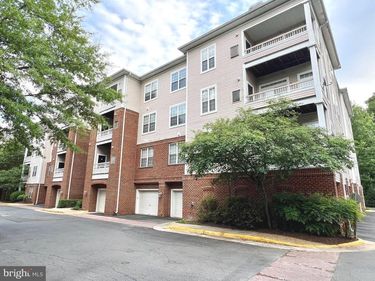4320 D CANNON RIDGE COURT, FAIRFAX, VA 22033