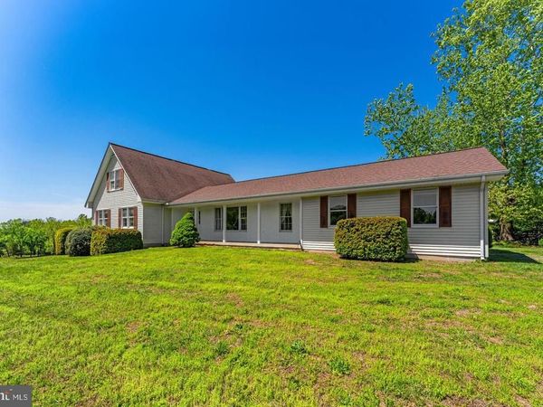 40297 BRADDOCK ROAD, ALDIE, VA 20105