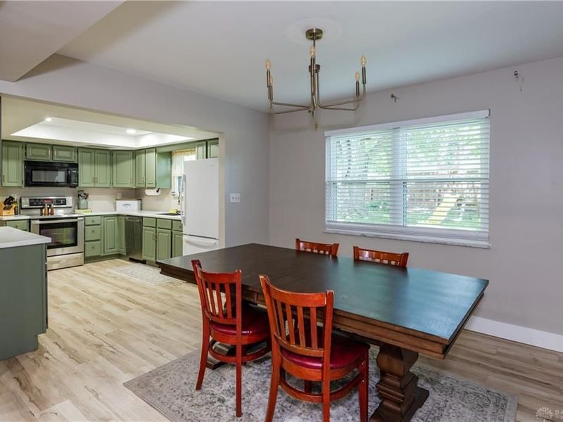 155 Glenburn Drive, Centerville, OH 45459 Photo 10