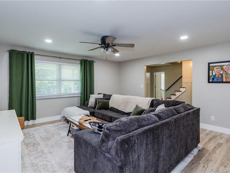 155 Glenburn Drive, Centerville, OH 45459 Photo 9