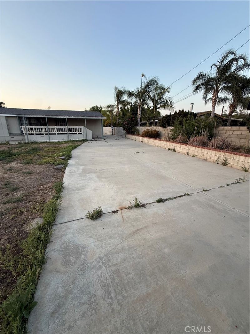 18784 Kross, Riverside, CA 92508 Main Photo