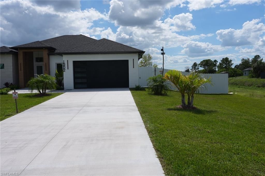 1502 Sara Ave S, Lehigh Acres, FL 33976 Photo